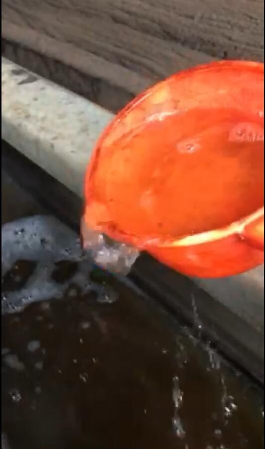 紡織印染污水處理經(jīng)氣浮機處理后的水